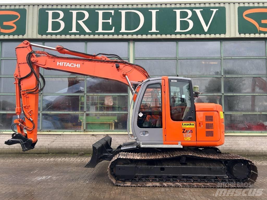 Hitachi ZX 135 US 大型油圧ショベル12t以上（パワーショベル・ユンボ）