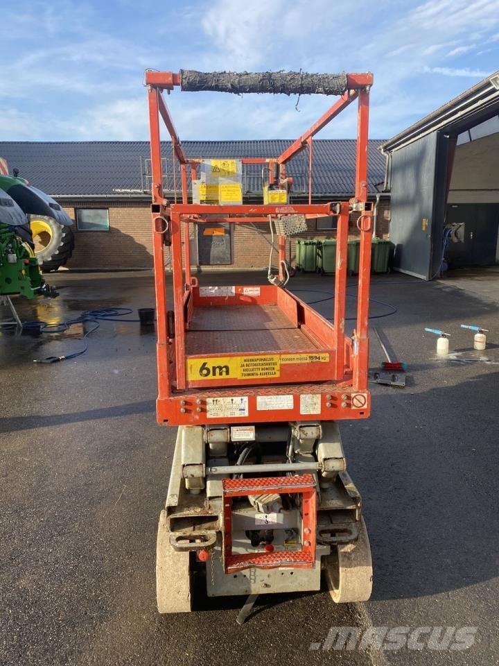 SkyJack SJ3219 シザースリフト