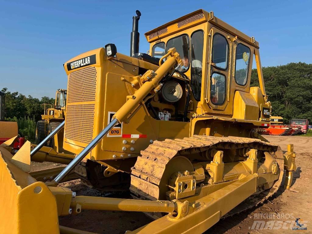 CAT D 7 G ブルドーザー