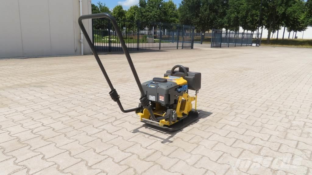 Bomag BP 10/36E プレートコンパクター