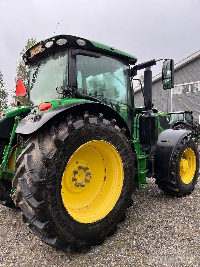 John Deere 6155 R トラクター