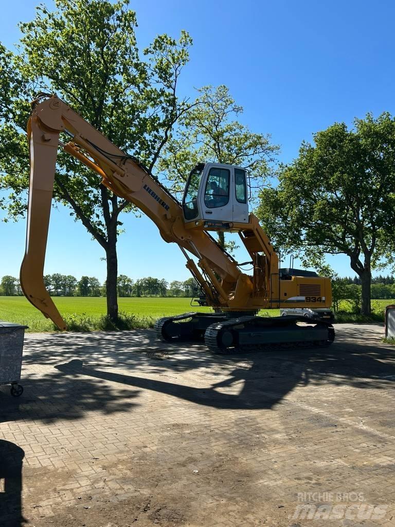 Liebherr R 934 C EW 廃棄物／工業産廃処理機
