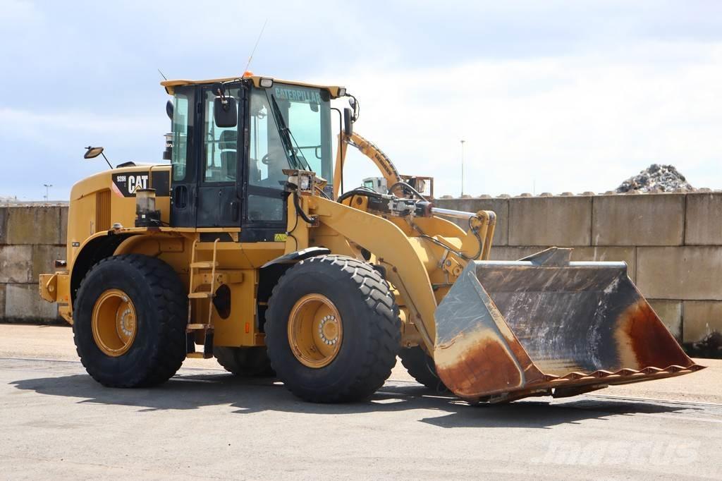 CAT 928H ホイールローダー・タイヤショベル