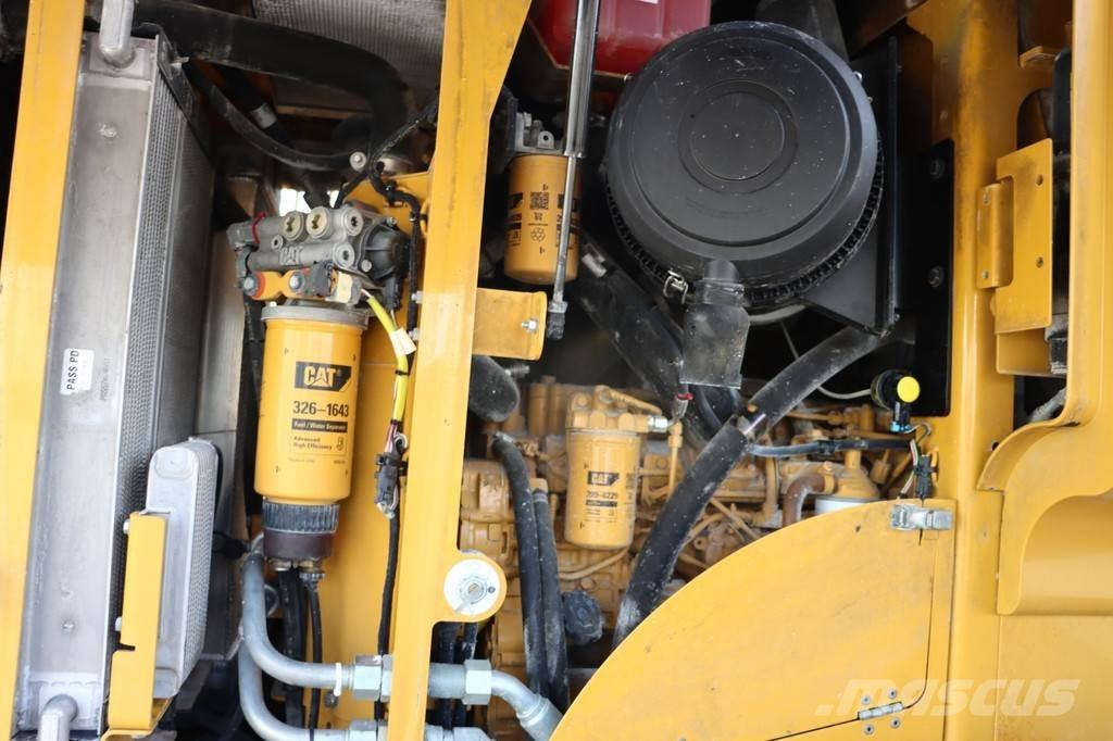 CAT 928H ホイールローダー・タイヤショベル