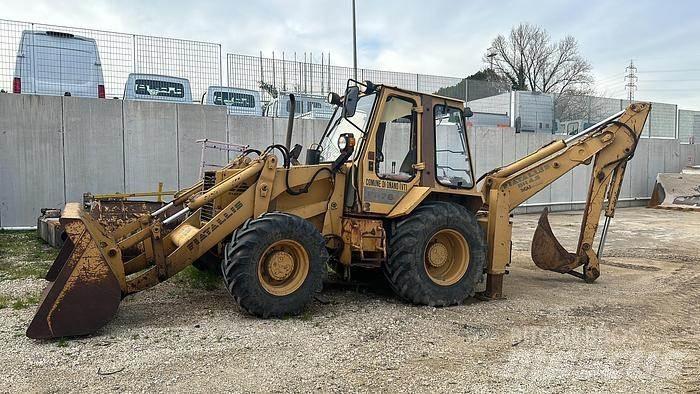 Fiat ALLIS BH4.5 バックホーローダー
