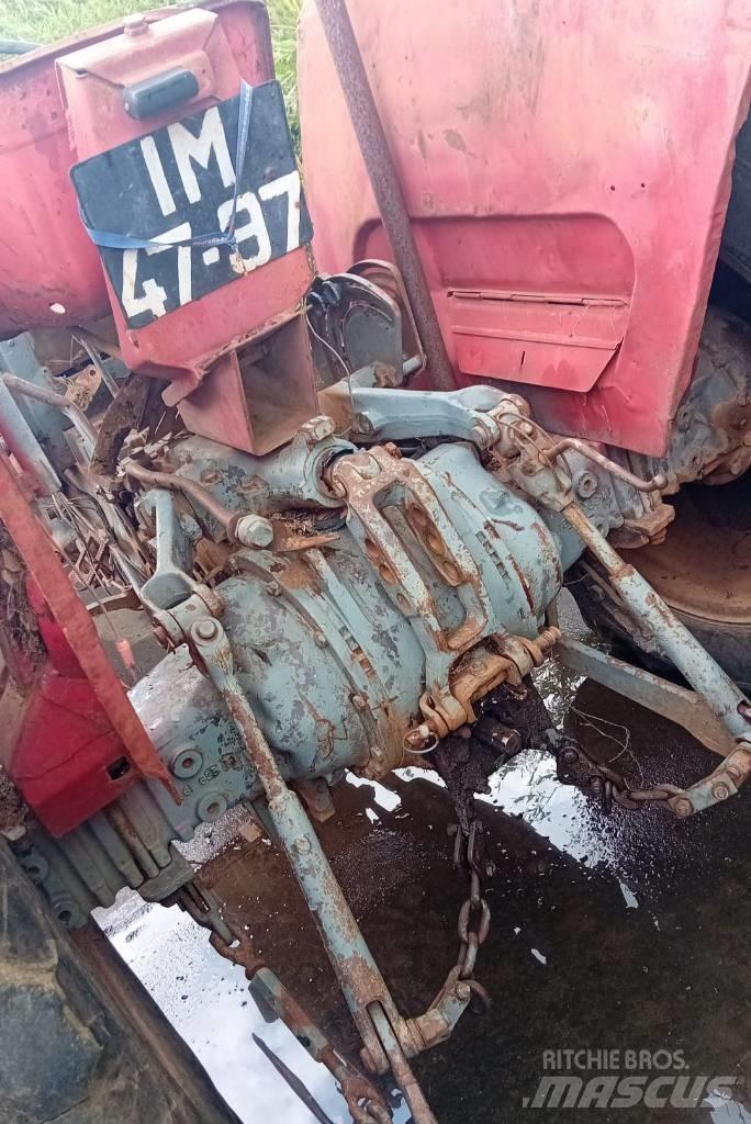 Massey Ferguson 165 トラクター