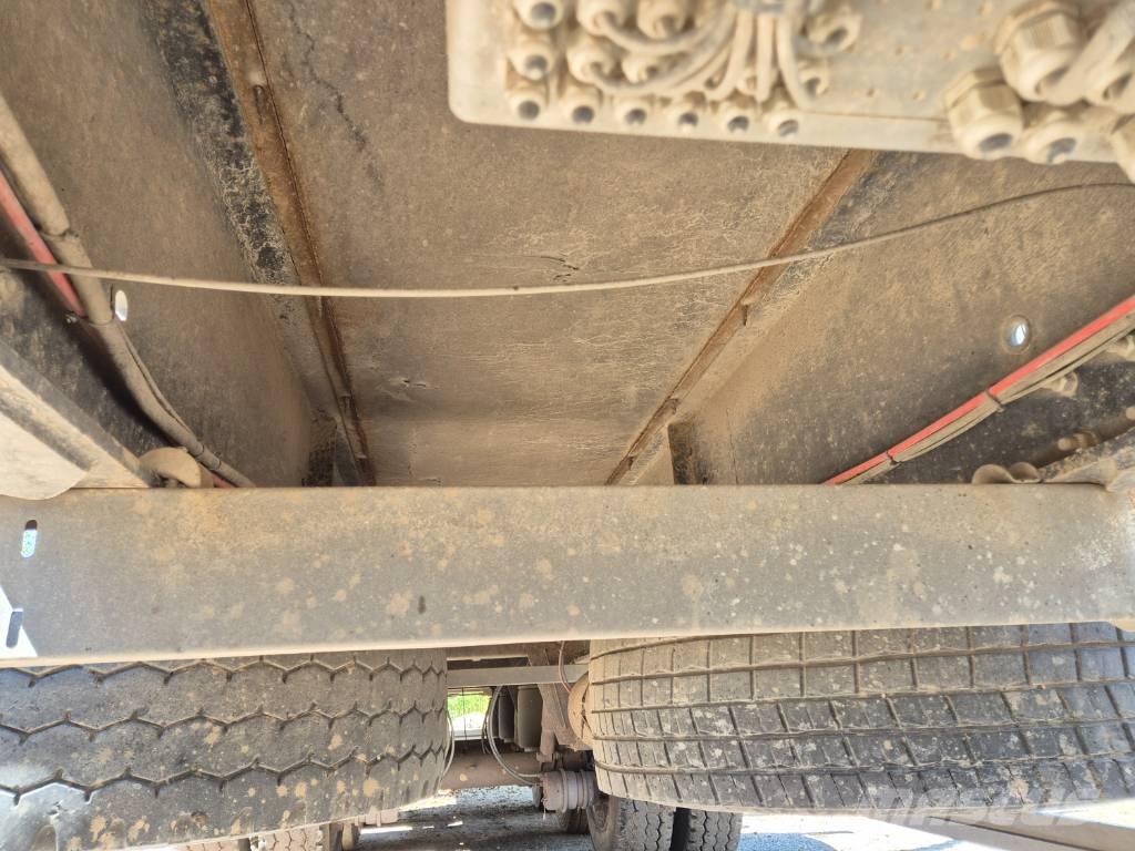 Närko S3HS11T11 木材トレーラー