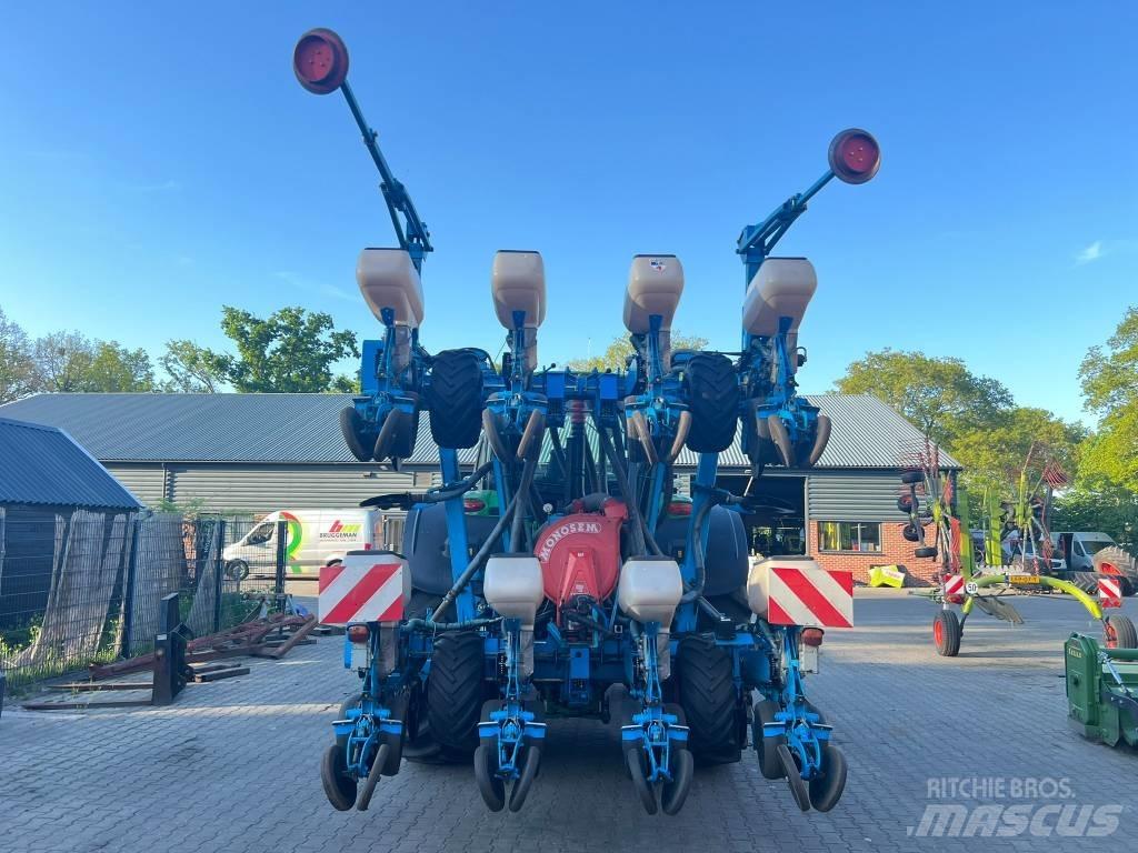 Monosem NG PLUS 8 種蒔き機械