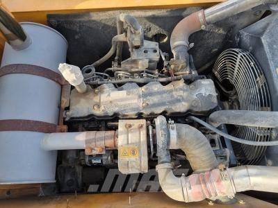 Hyundai Robex 220 LC 大型油圧ショベル12t以上（パワーショベル・ユンボ）