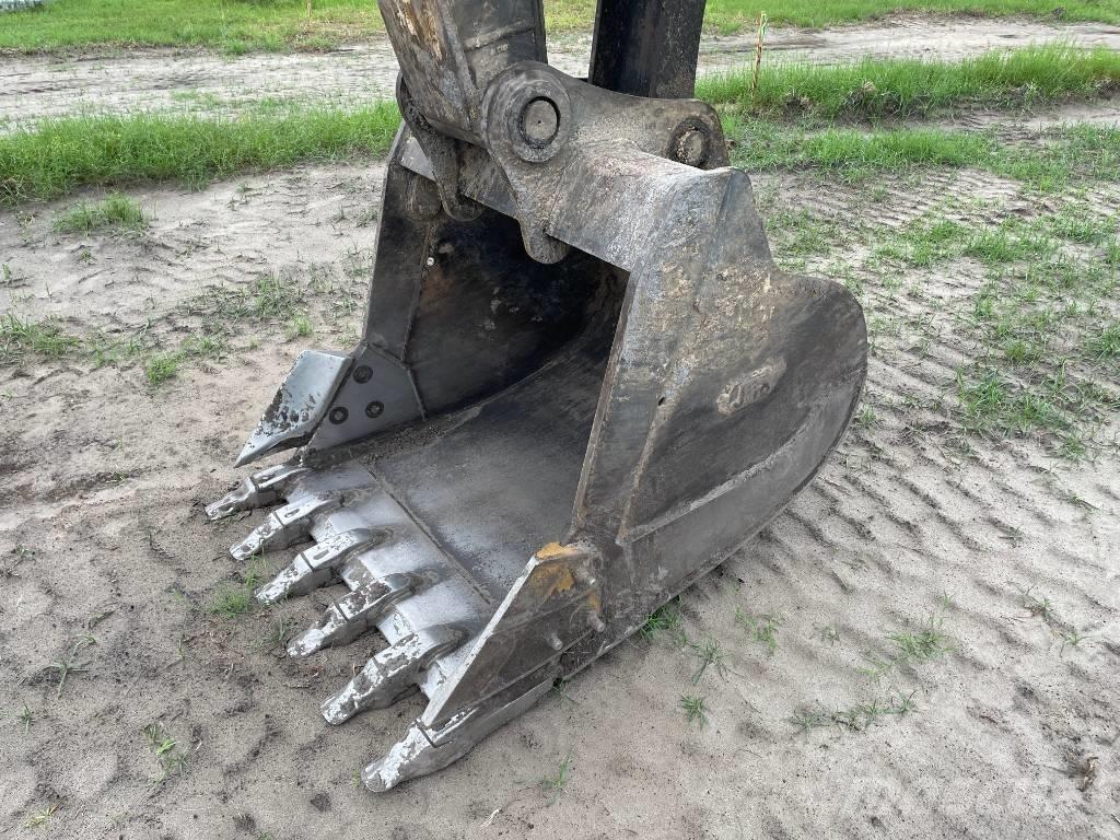 Volvo EC 220 EL 大型油圧ショベル12t以上（パワーショベル・ユンボ）