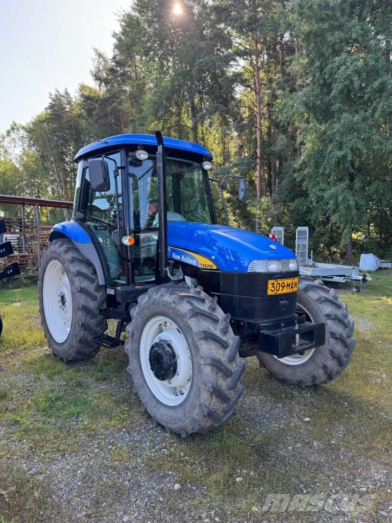 New Holland TD 5040 トラクター