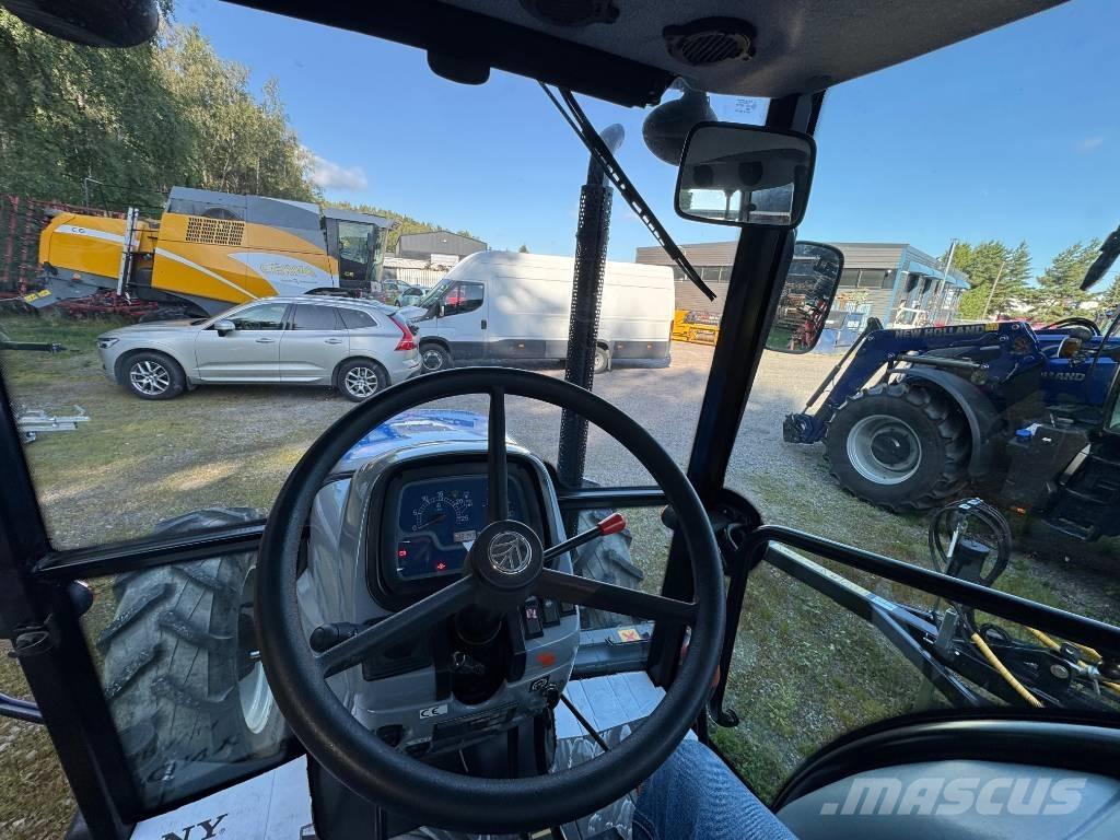 New Holland TD 5040 トラクター