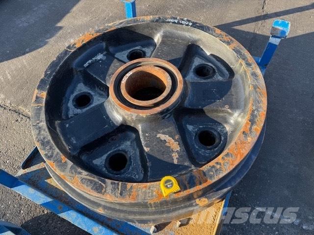 CAT 6020 NEW IDLER 無限軌道、クローラ、履帯