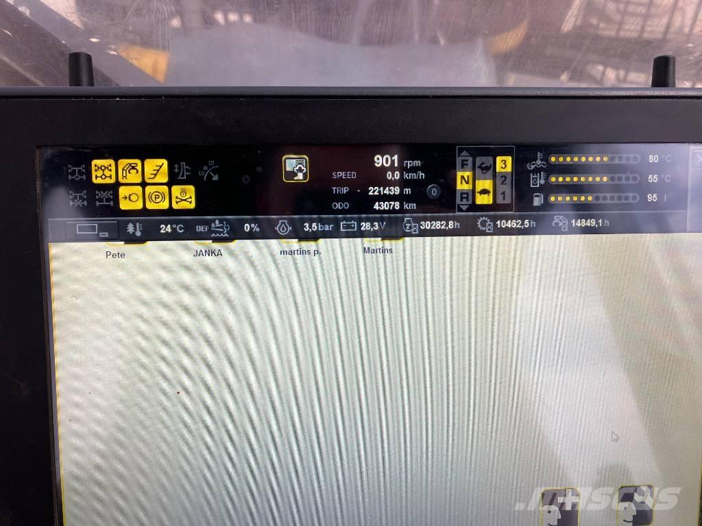 Ponsse Buffalo 8W フォワーダー