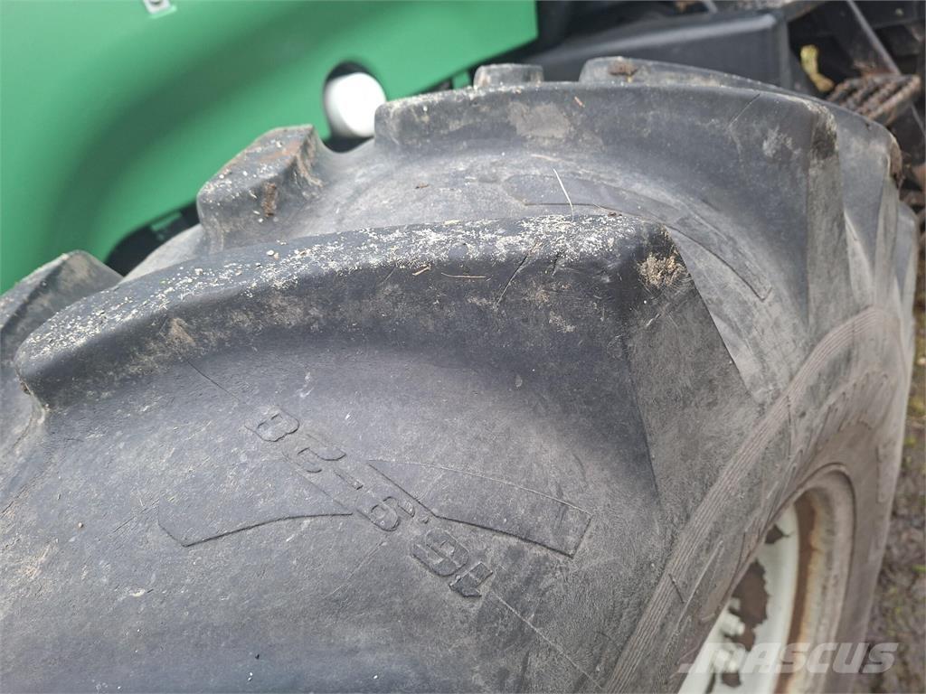 Valtra T190 7.4 トラクター