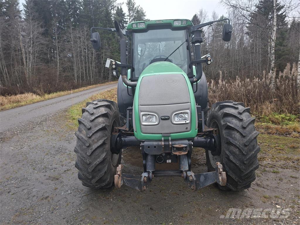 Valtra T190 7.4 トラクター