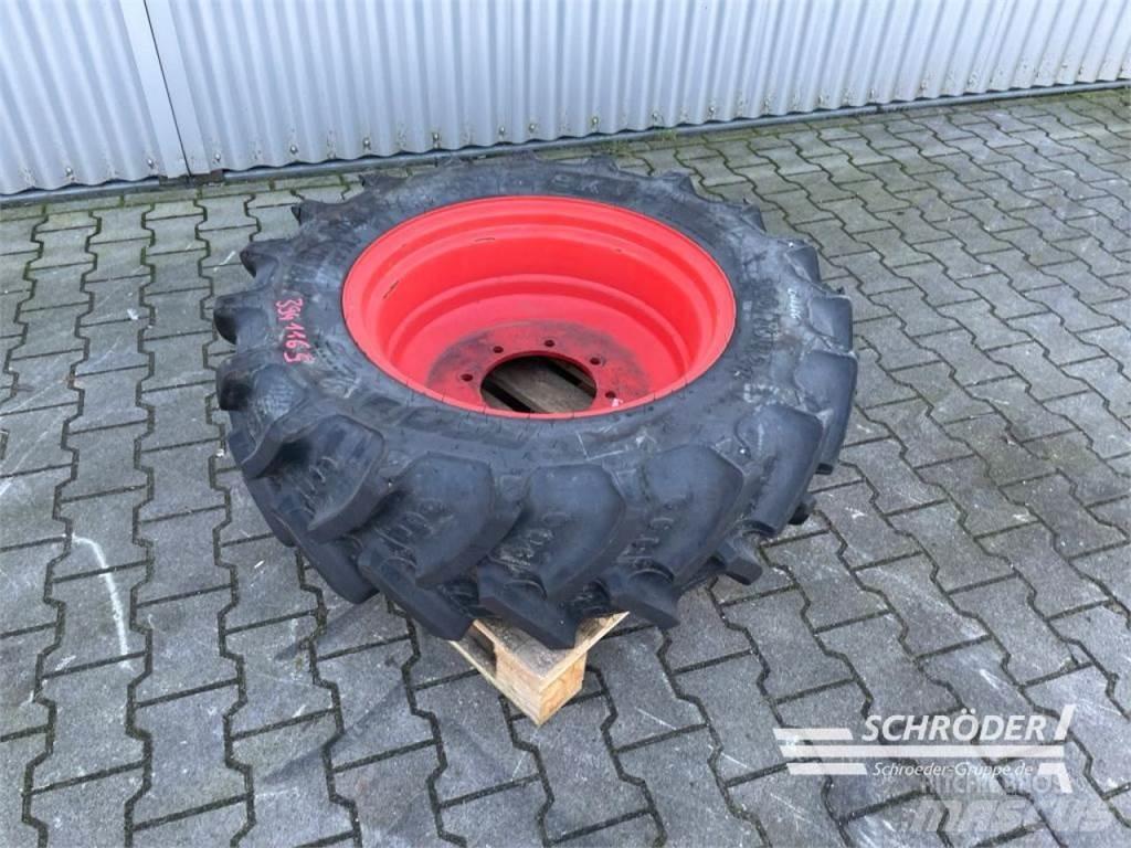 BKT 1X 320/70 R24 タイヤ、ホイル、リム