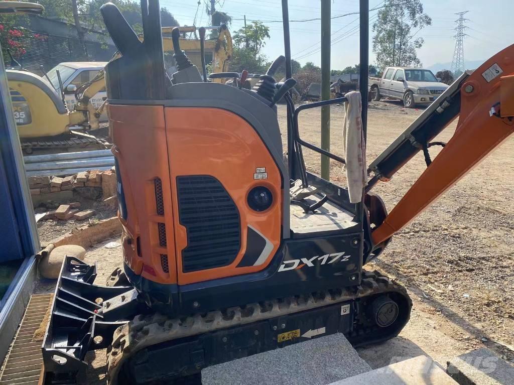 Doosan DX 17 ミニ油圧ショベル 7t以下（ミニユンボ・ミニディガー）