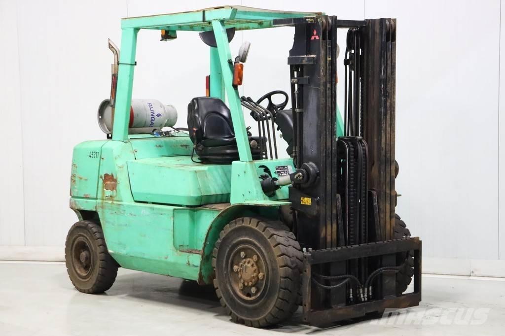 Mitsubishi FG40K LPGフォークリフト
