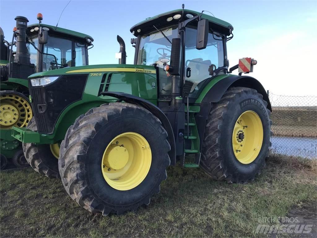 John Deere 7310R トラクター