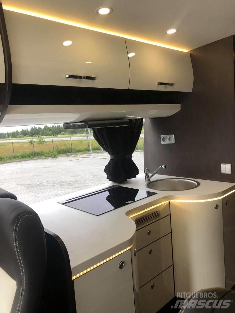 Volvo B12B 9900 観光バス