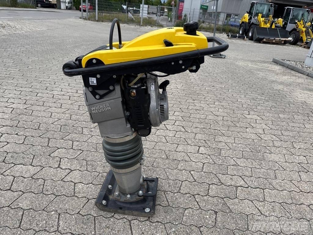Wacker Neuson BS60-2 タンパ/転圧バイブレータ
