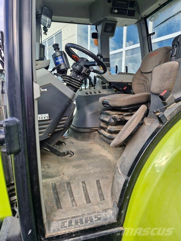 CLAAS Arion 640 トラクター