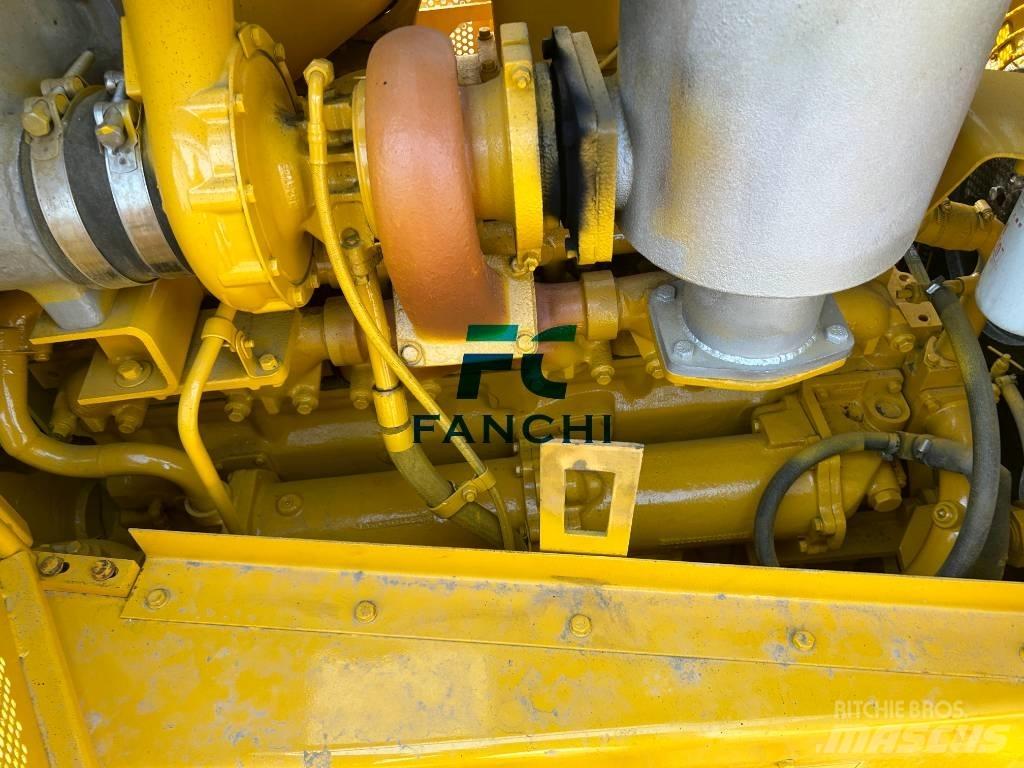 CAT D 8 R ブルドーザー