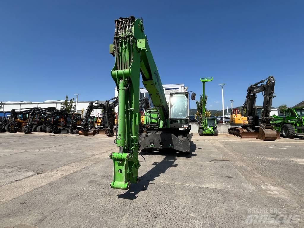 Sennebogen 818 廃棄物／工業産廃処理機