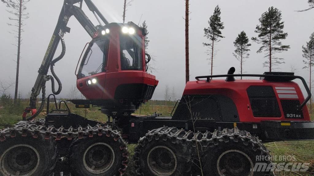 Komatsu 931 XC ハーベスター