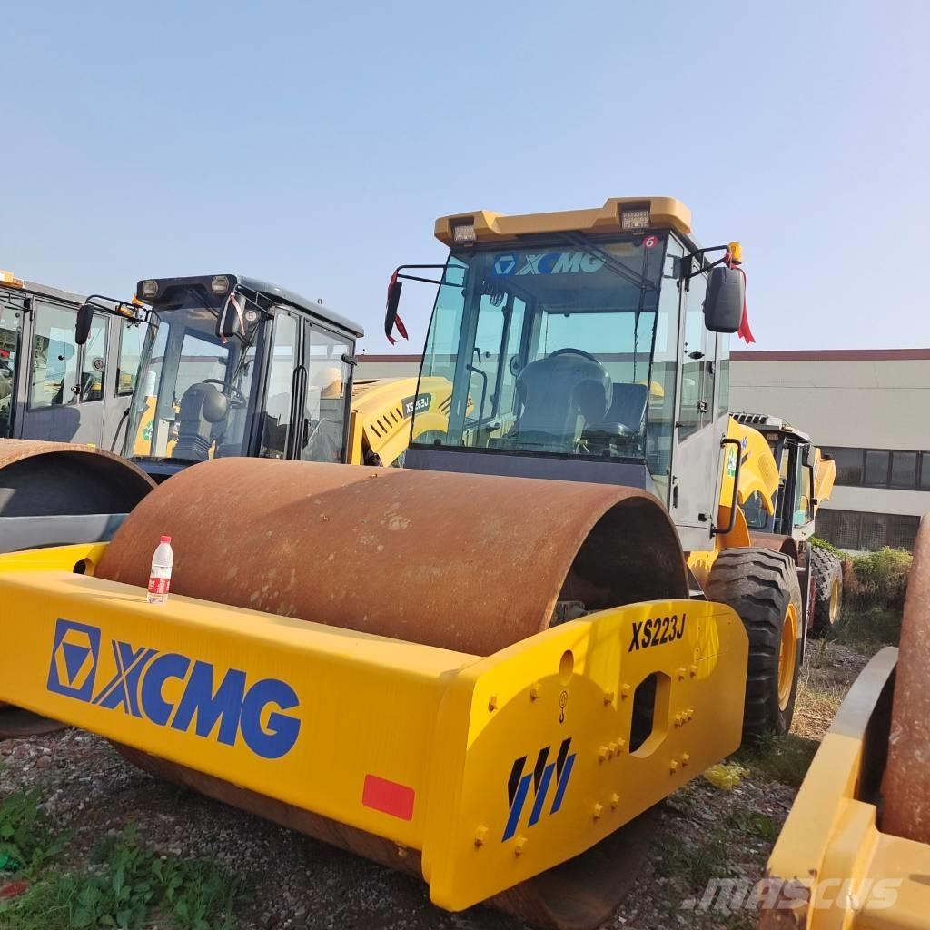XCMG XS 223 J 振動ローラ