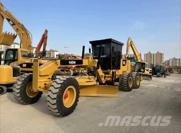 CAT 140 H モーターグレーダー
