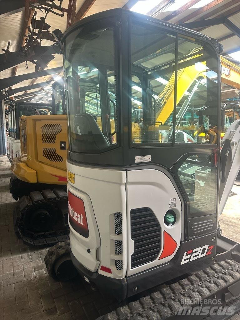 Bobcat E 20 Z ミニ油圧ショベル 7t以下（ミニユンボ・ミニディガー）