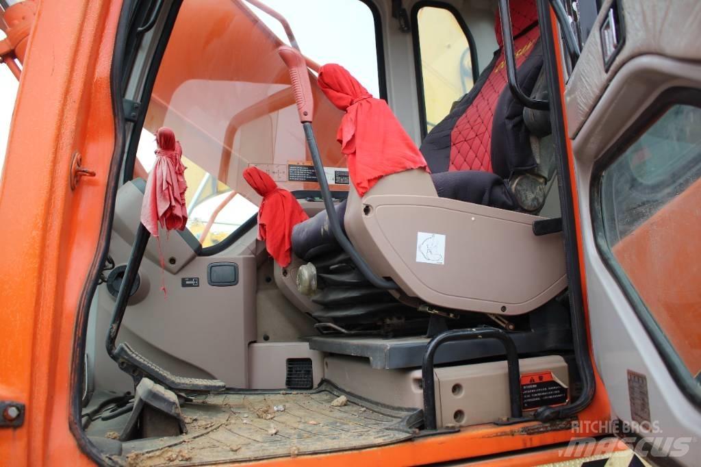 Doosan 220 LC-7 大型油圧ショベル12t以上（パワーショベル・ユンボ）