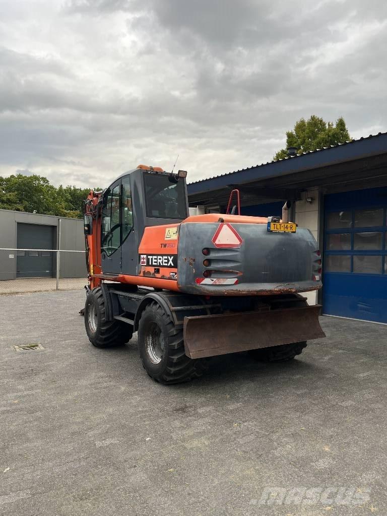 Terex TW160 ホイール式油圧ショベル（パワーショベル・ユンボ・バックホー）