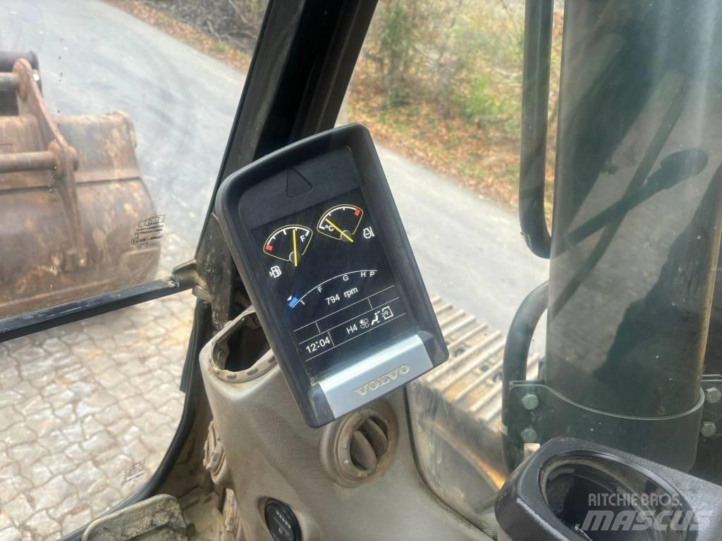 Volvo EC 220 DL 大型油圧ショベル12t以上（パワーショベル・ユンボ）