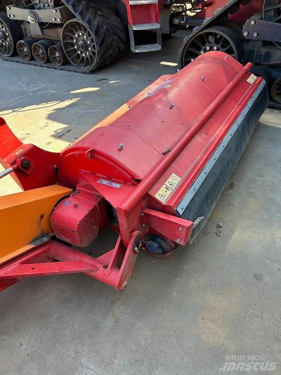 Dücker USM 21 モアー