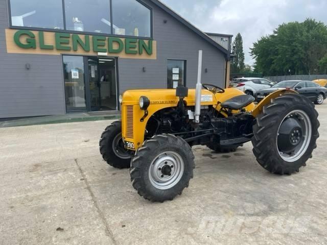 Massey Ferguson 35 トラクター