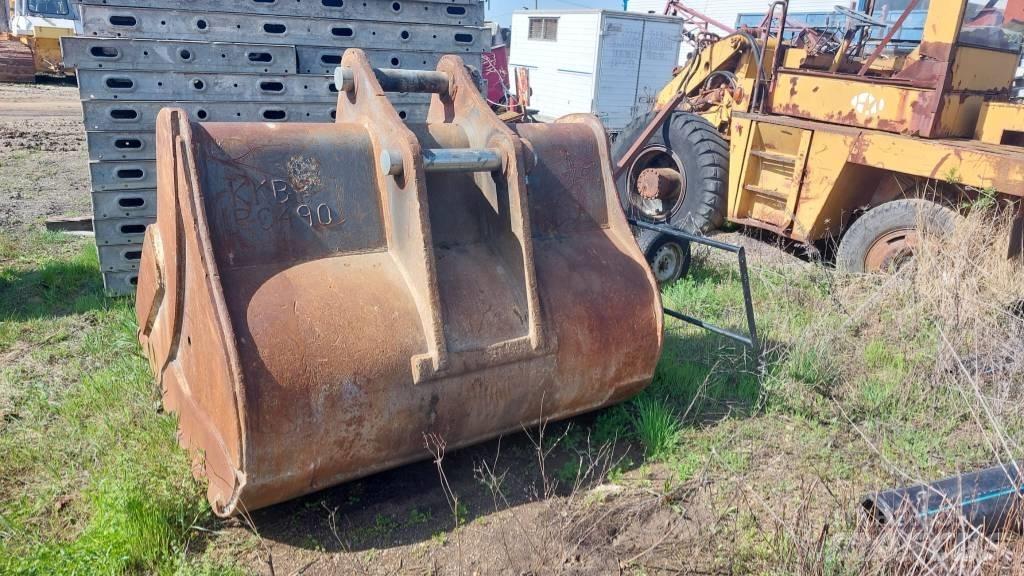 Komatsu PC 490 LC-11 大型油圧ショベル12t以上（パワーショベル・ユンボ）