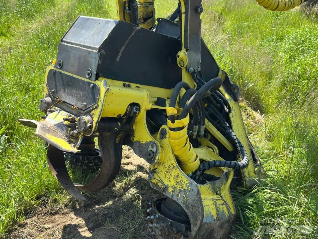 John Deere 1470 E ハーベスター