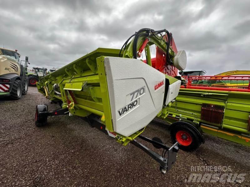 CLAAS LEXION 6700 コンバイン