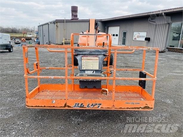 JLG 460 SJ ブームリフト　直伸型