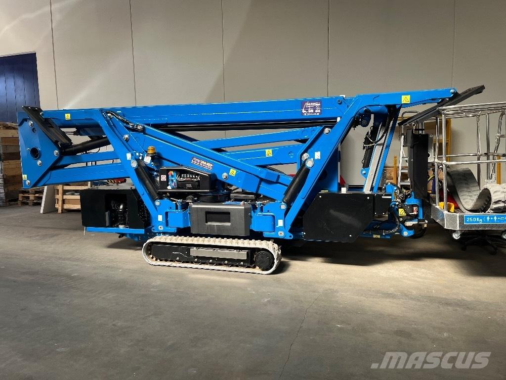 CTE Traccess 270 ブームリフト　屈伸型