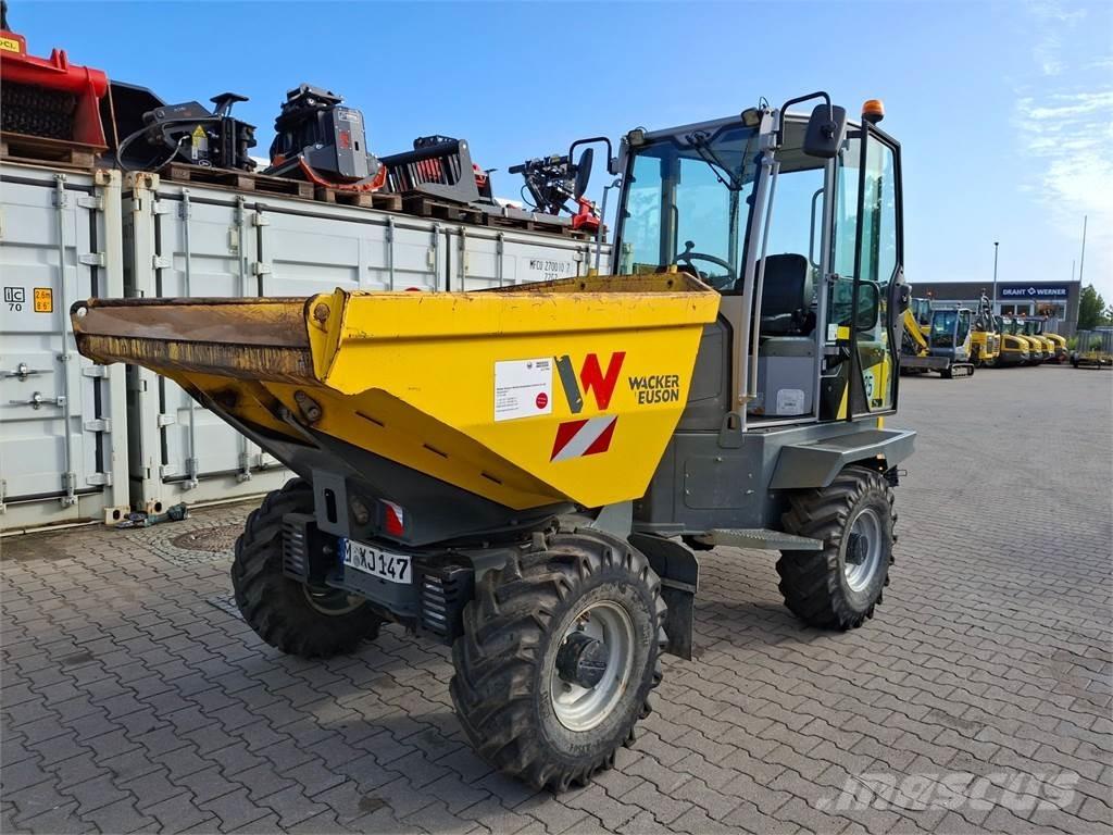 Wacker Neuson DW40 サイト　ダンプ