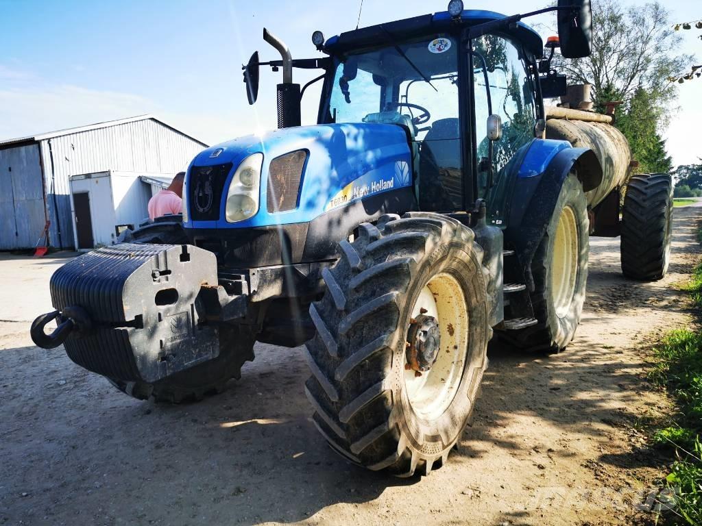 New Holland T 6030 トラクター