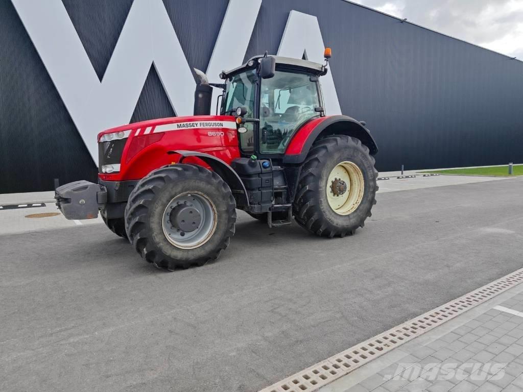 Massey Ferguson 8690 トラクター