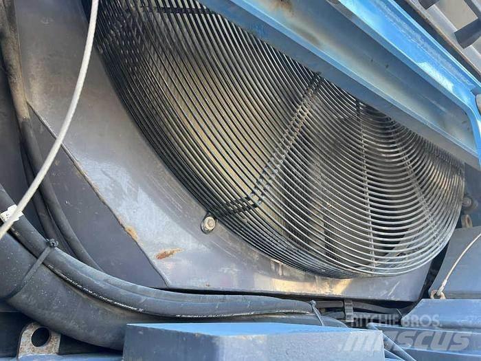 Wirtgen W 220 アスファルトコールドミリングマシーン