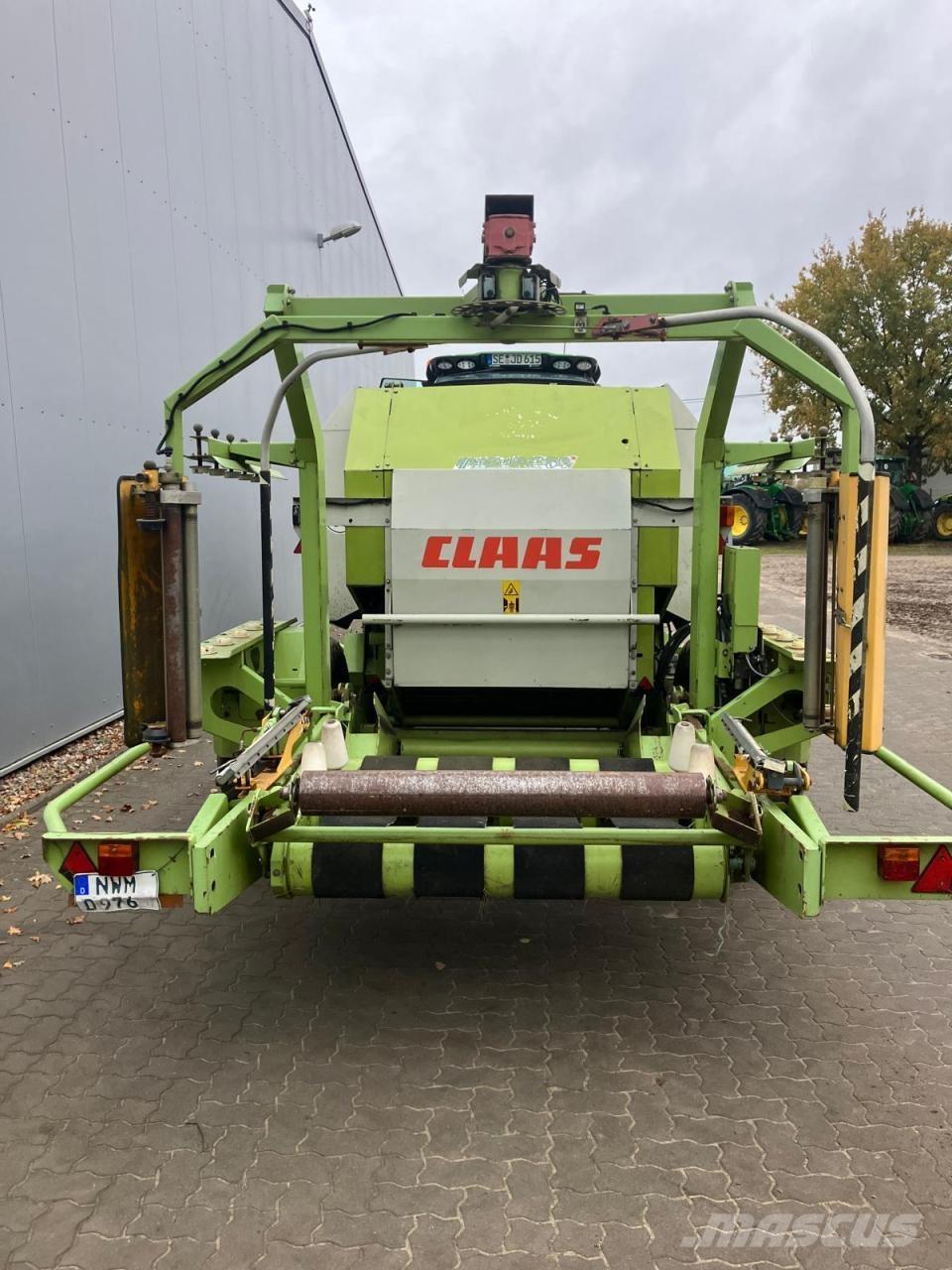 CLAAS Rollant 255 ラウンドベーラー