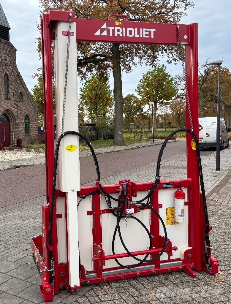 Trioliet TU 195 家畜飼料供給機