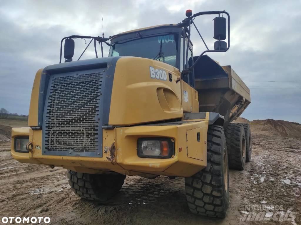Bell B 30 D アーティキュレート式ダンプトラック